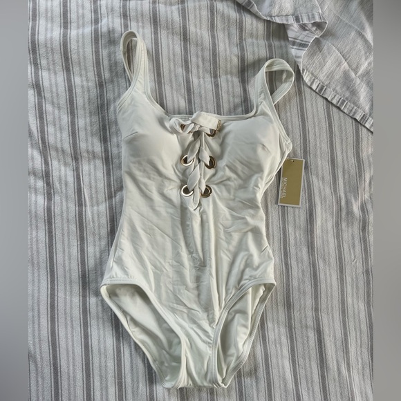 Michael Kors Lace-Up One-Piece Swimsuit size 6 - Picture 4 of 7